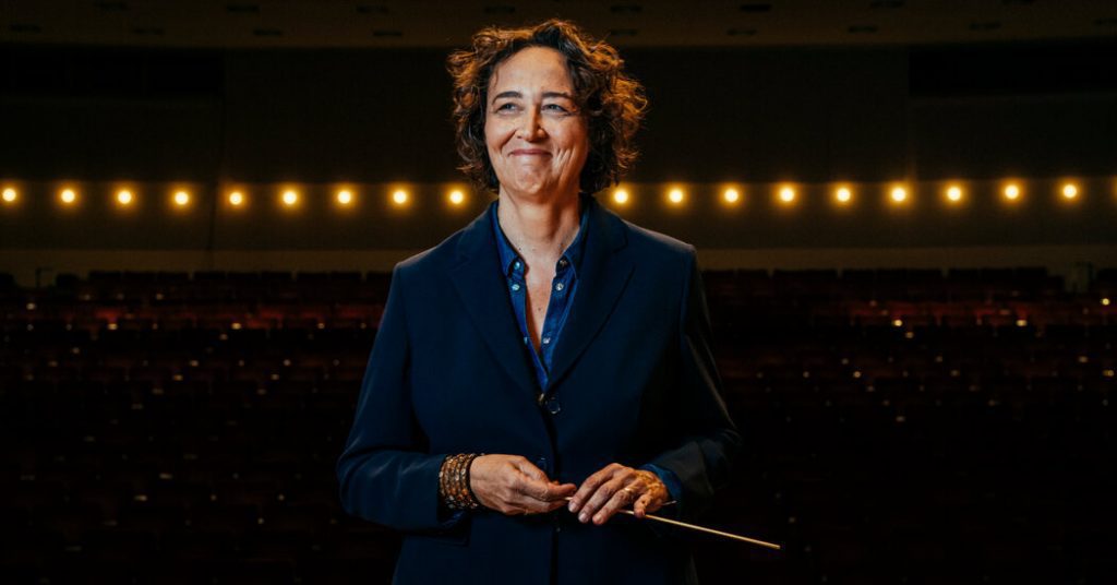 13orchestra 1 facebookJumbo 8