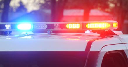 Two people badly hurt after car struck tree and street light in northeastern Sca... 43 6262cfb4a71be.image