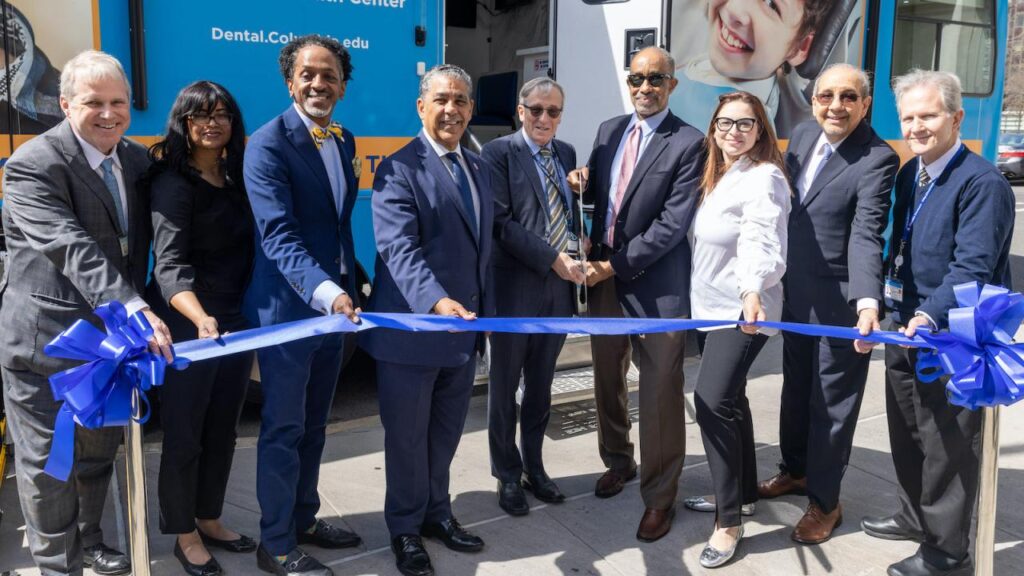 mobile dental van ribbon cutting 2023 img 3597 cuimcnews teaserimage scaled