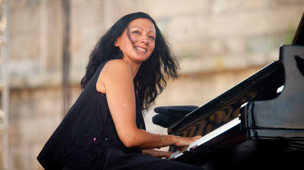 amina figarova