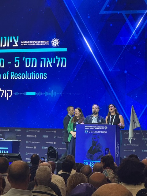 79eb535b 1736 4b70 b952 f00a44c15db1